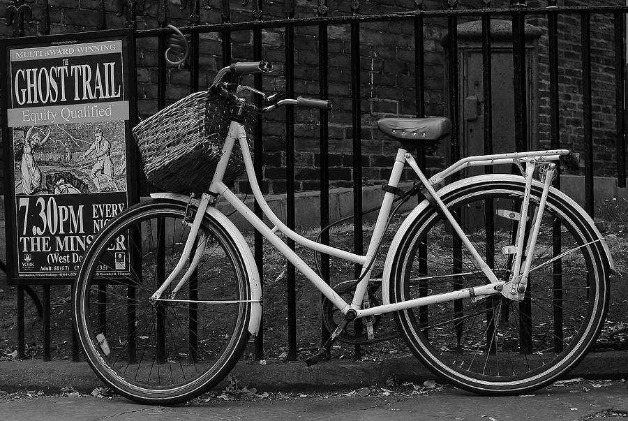 Classic Bicycle Photograph by Jeff Townsend