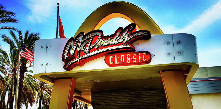 Classic McDonalds Sign Photograph by Joseph Hollingsworth