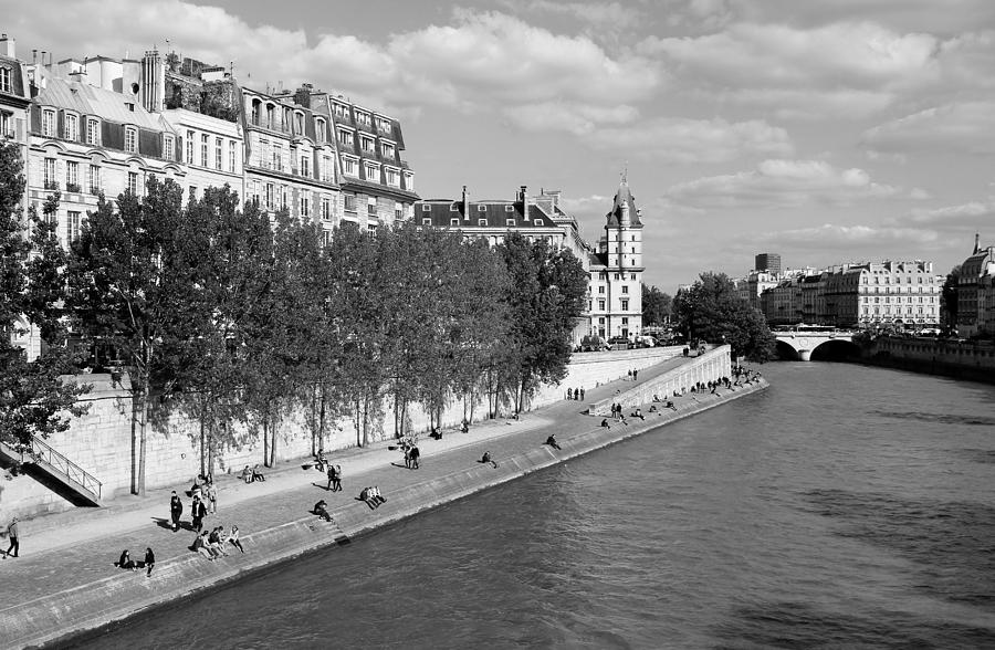 Classic Paris 2b Photograph