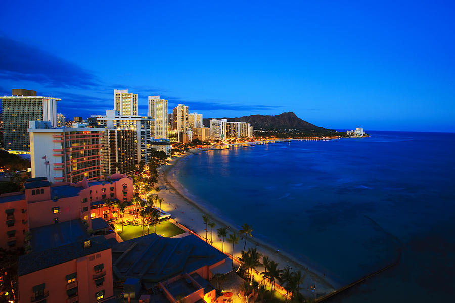 Classic Waikiki Nightime Photograph by Tomas del Amo - Printscapes