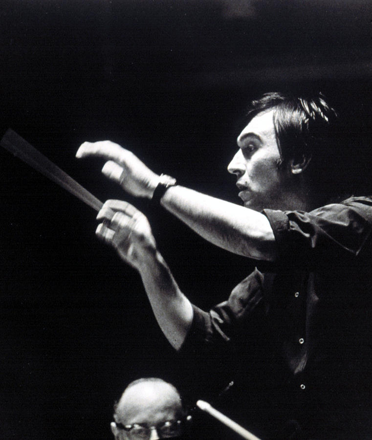 Claudio Abbado, Conducting The Boston Photograph by Everett