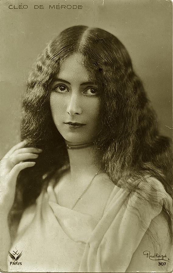 Cleo de Merode Photograph by Unknown