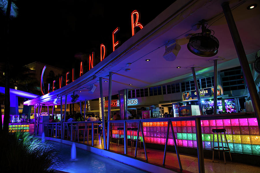 Miami Photograph - Clevelander Bar by Rick Bravo