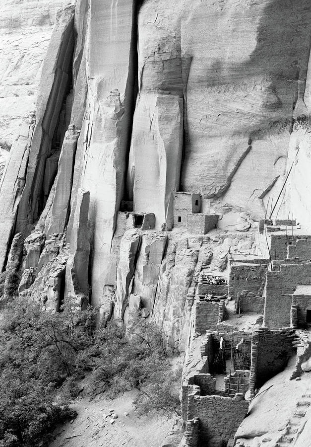 Cliff Dwelling at Navajo Photograph by Scott Kingery