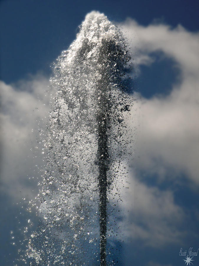 Fountain Photograph - Climax by Scott Hovind