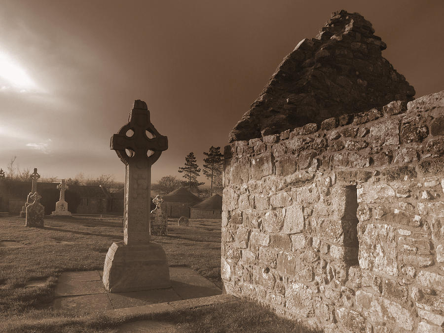 Clonmacnoise Photograph by John Quinn