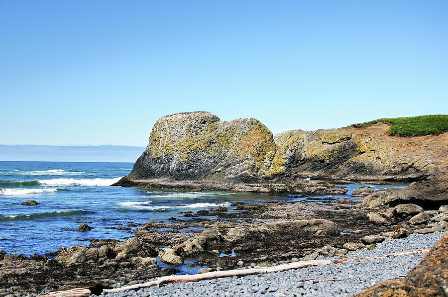 Cobblestone Beach by Bryan Carter Cobblestone Beach by Bryan Carter