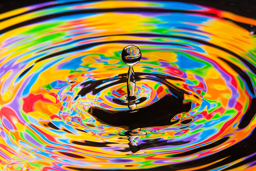 Color Wheel Water Column Photograph by SR Green