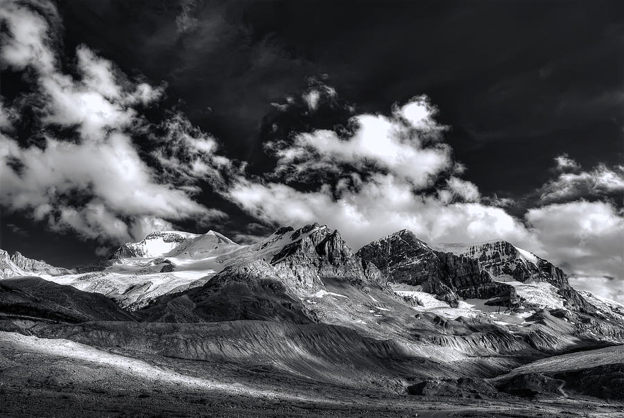 Nature Photograph - Columbia Icefield by Wayne Sherriff
