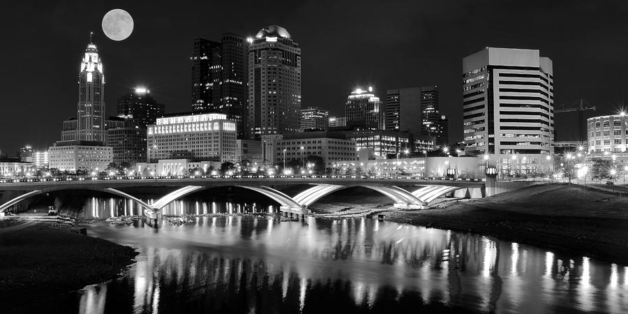 Columbus Photograph - Columbus Black Night by Frozen in Time Fine Art Photography