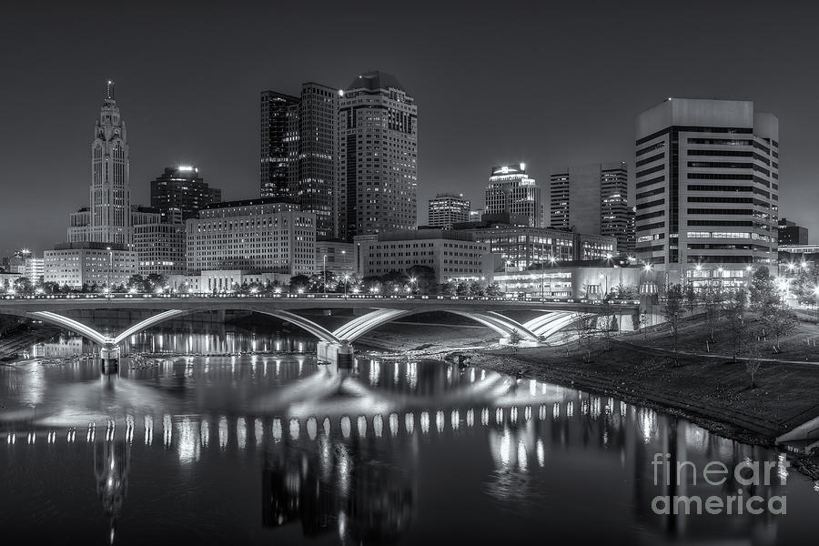 Columbus Skyline Morning Twilight II Photograph by Clarence Holmes