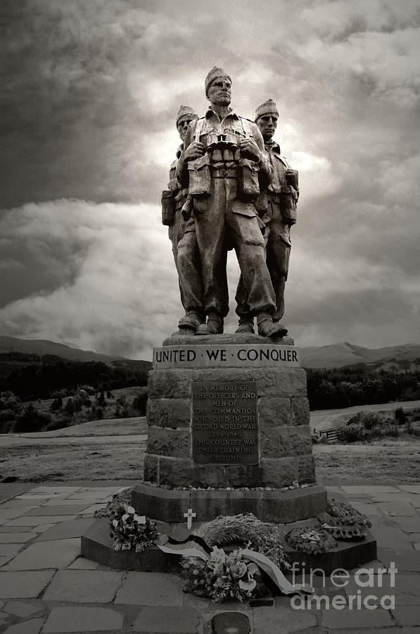 Commando Memorial Photograph by Chris Thaxter