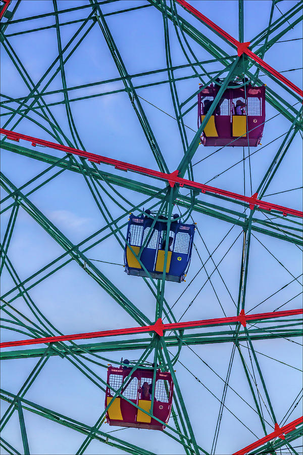 Coney Island Wonder Wheel Ferris Wheel Photograph by Robert Ullmann