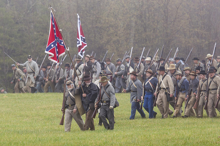 Confederate Troops Appomattox Photograph by Alan Raasch