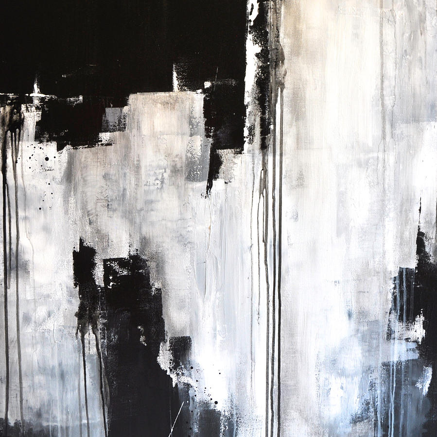 Contemporary Painting - Contrast by Charlen Williamson