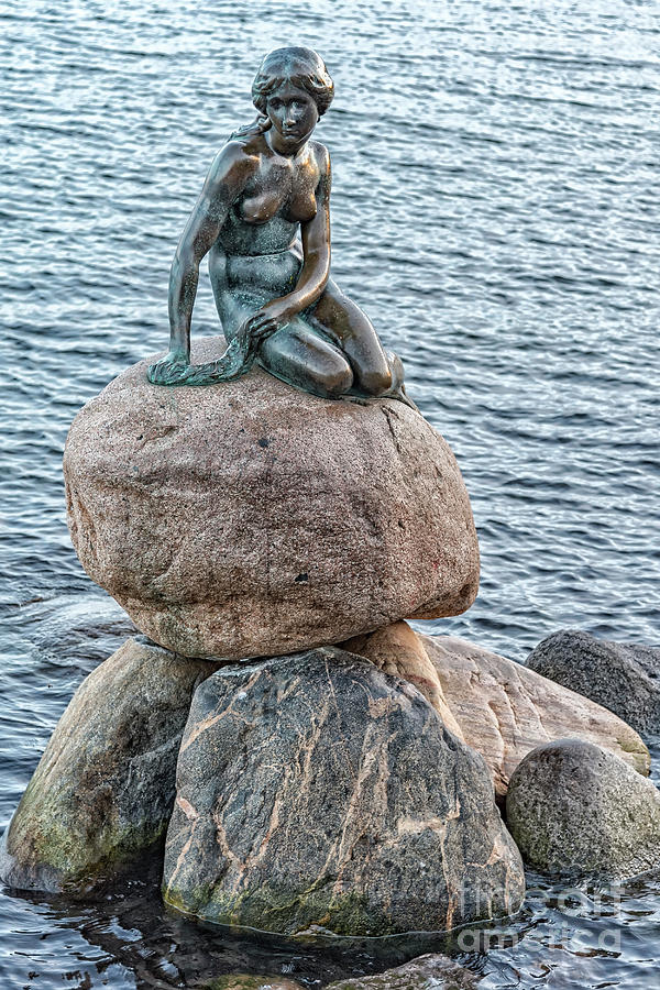 copenhagen mermaid figurine