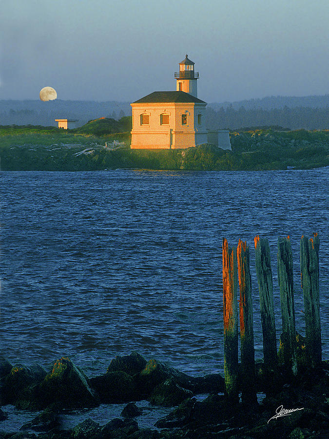 Coquille River Light at Sunset Photograph by Phil Jensen