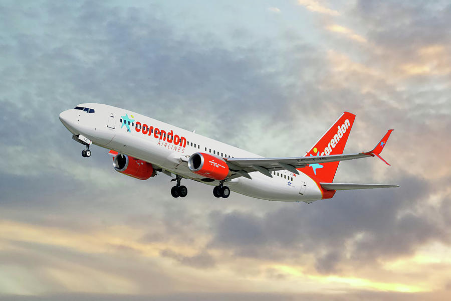 Passenger Photograph - Corendon Airlines Boeing 737-81B by Smart Aviation