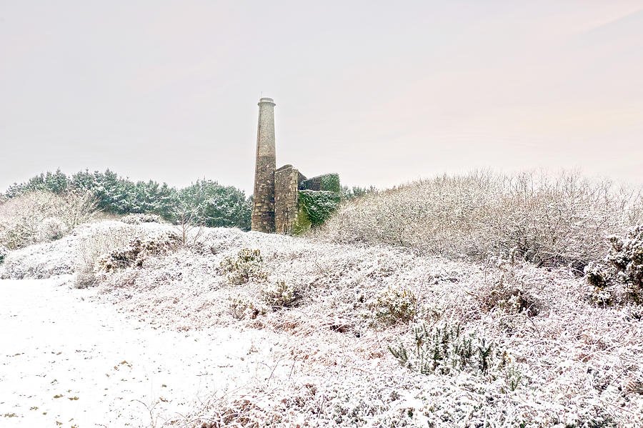 Cornish Tin Mine in the Snow Photograph by Terri Waters