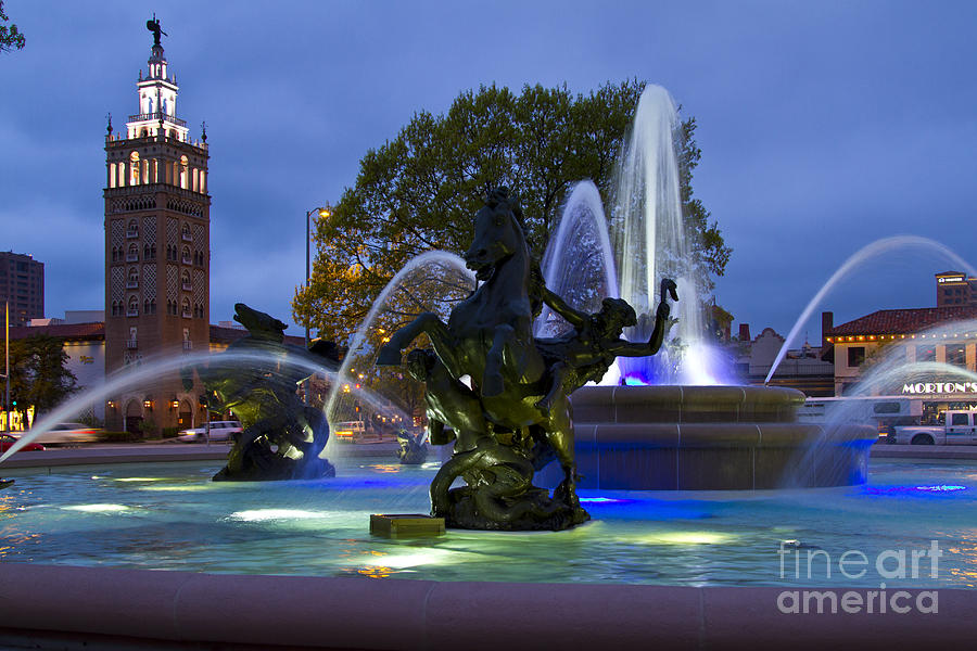 Country Club Plaza Kansas City Missouri Photograph by ELITE IMAGE ...