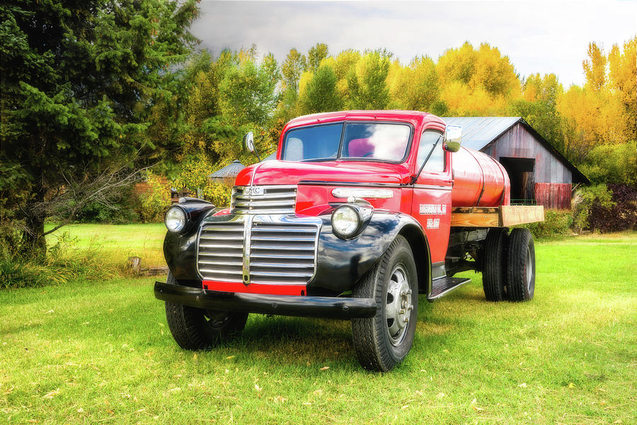 Country Life - 1946 GMC Truck Photograph by TL Mair