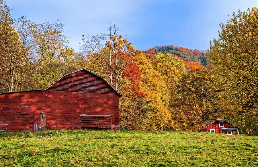Barn Photograph - Country Living  by Lynn Bauer