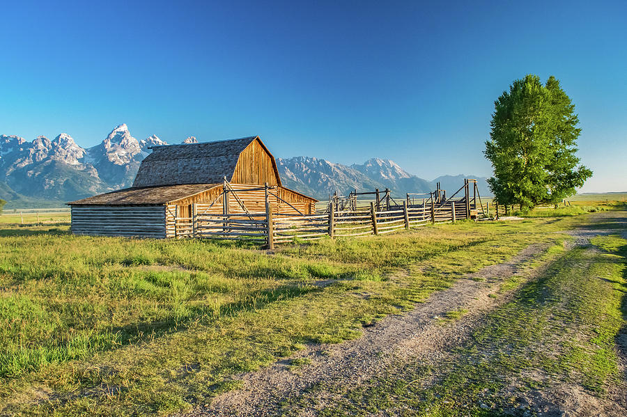 Country Roads Barn Photograph by Aaron Geraud