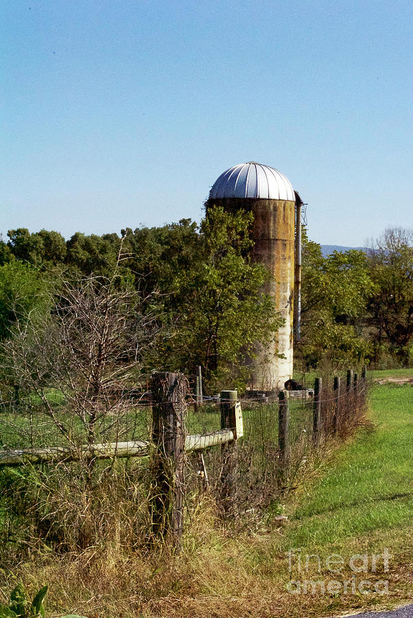 Country Silo Photograph by Skip Willits