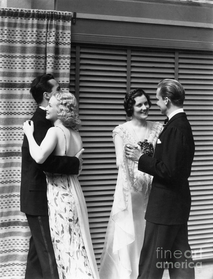Couples Out Dancing, C.1930s Photograph by H. Armstrong Roberts/ClassicStock