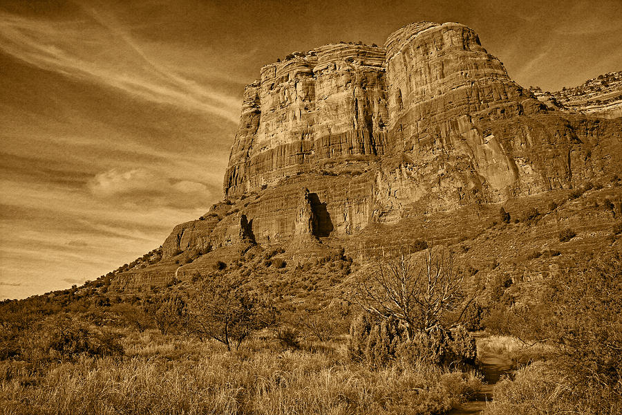 Courthouse Butte Tnt Photograph by Theo OConnor