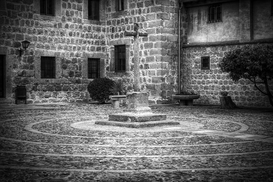 Courtyard At Convent Of The Incarnation BW Photograph by Joan Carroll