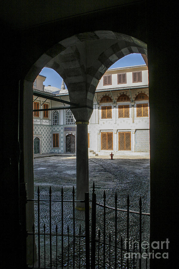 Courtyard Topkapi Palace Photograph by Patricia Hofmeester