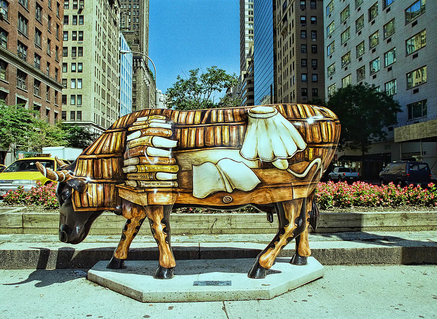 Cow Parade N Y C  2000 -  Cow - to - Book Photograph by Allen Beatty