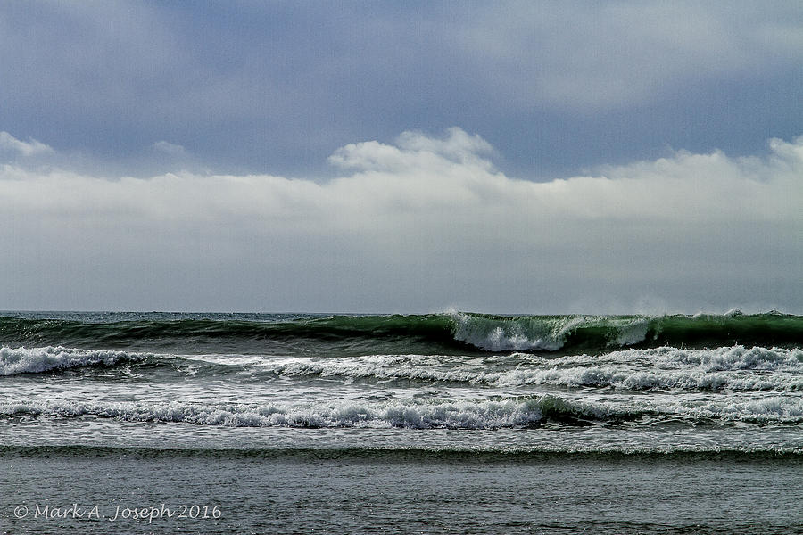 Crashing Waves Photograph by Mark Joseph
