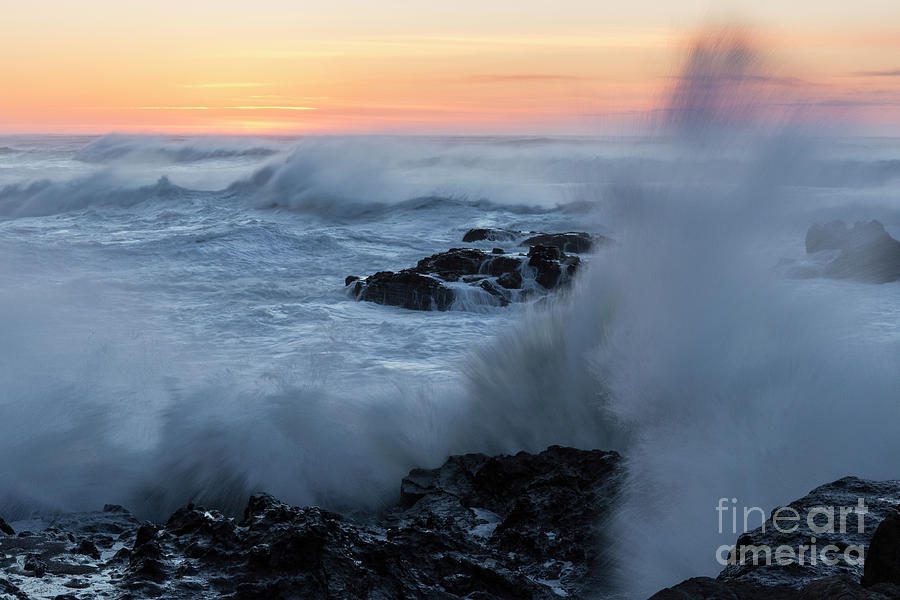Crashing Waves Photograph by Masako Metz