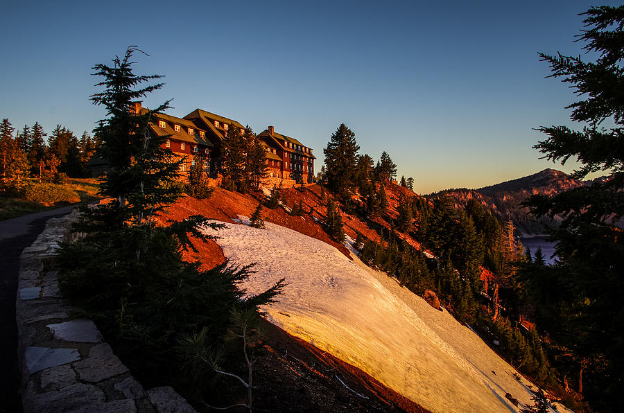 Crater Lake Lodge Sunrise Photograph by Scott McGuire