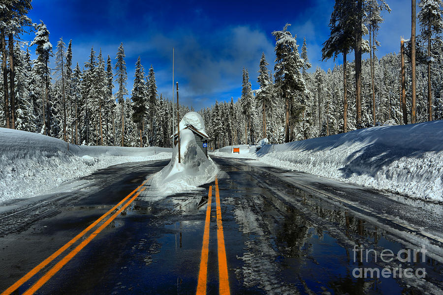 Crater Lake Winter Entrance Gate Photograph by Adam Jewell