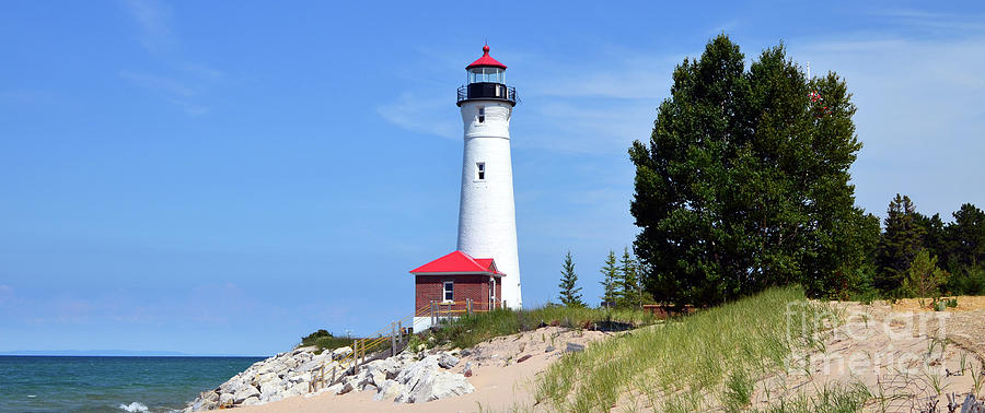 Crisp Point Lighthouse Lake Superior Photograph by Douglas Vogel