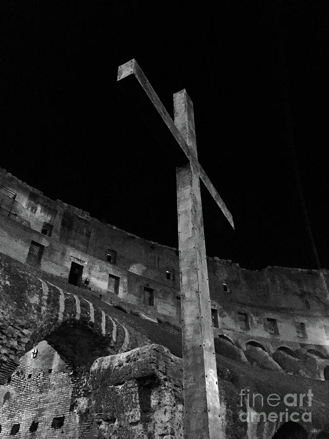 Cross at the Coliseum Photograph by Robert Yaeger