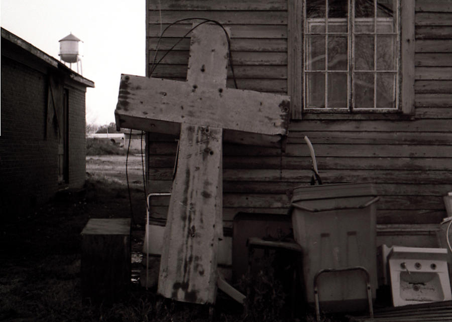 Cross Tallulah Louisiana Photograph by Doug Duffey