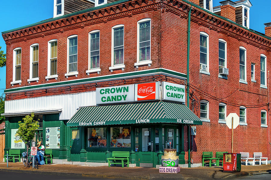 Crown Candy St Louis 7R2_DSC1059_16-09-06 Photograph by Greg Kluempers