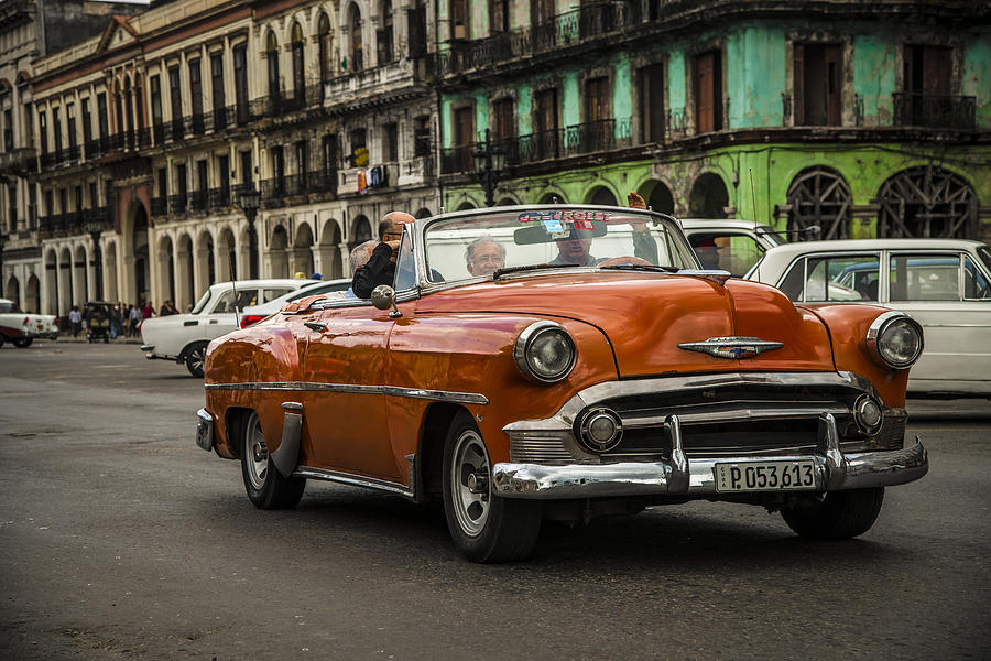 Cruising in Cuba Photograph by Bill Cubitt