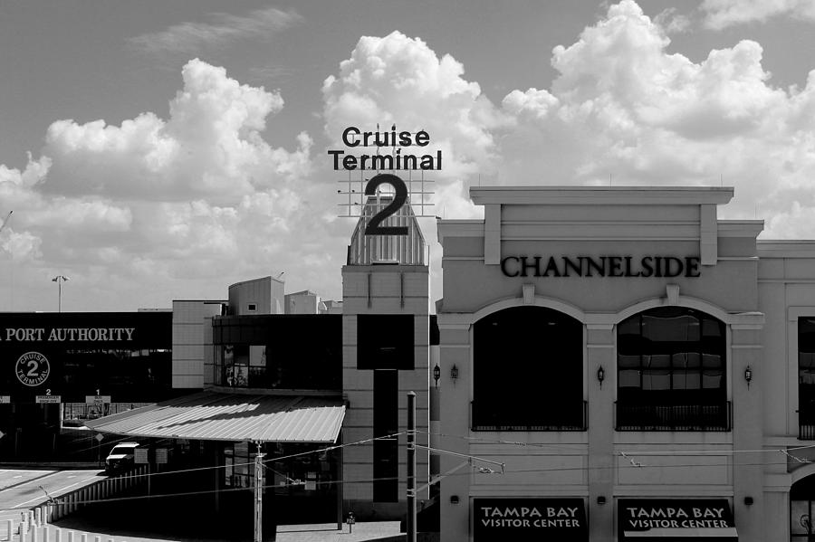 Cruse Terminal 2 Long View Photograph by Robert Wilder Jr
