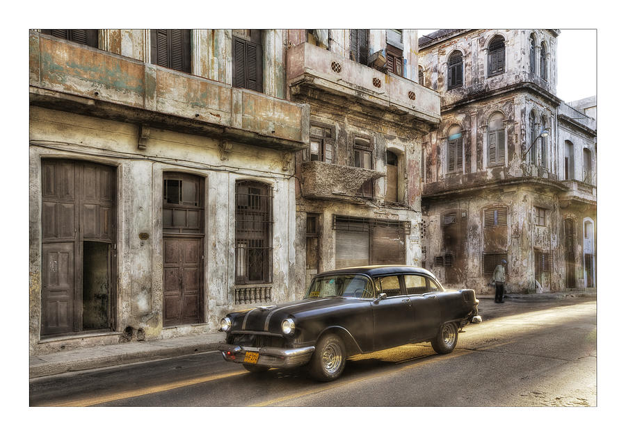 Car Photograph - Cuba 01 by Marco Hietberg - City and Landscape Photography - Art Shop