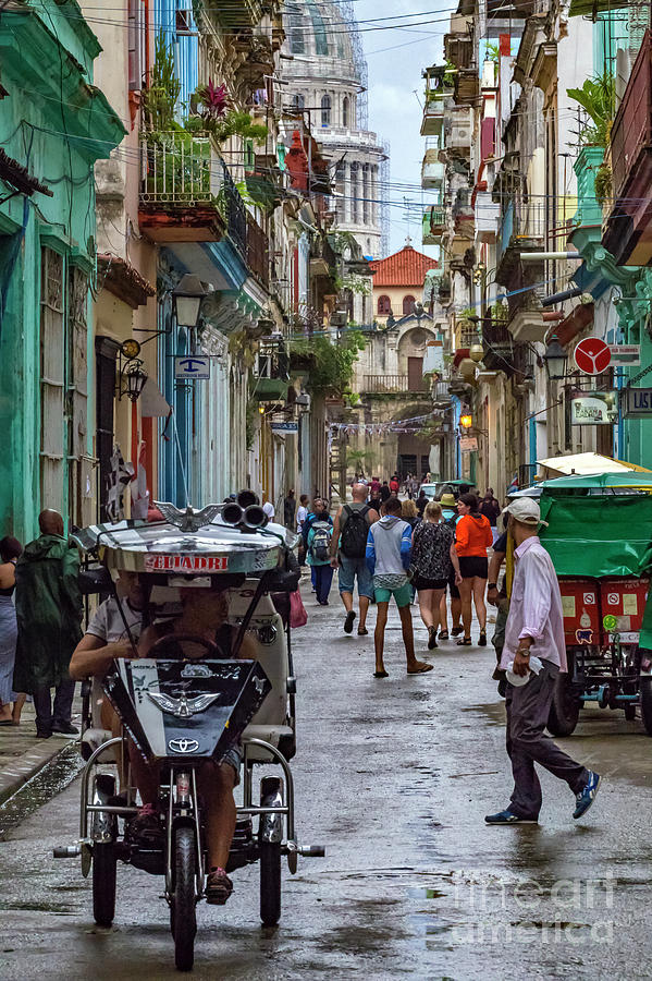 Cuba 018 Photograph by Bernardo Galmarini