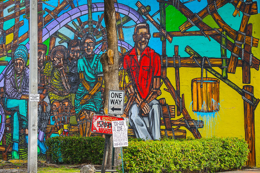 Cuban Street Art Photograph by Dart Humeston