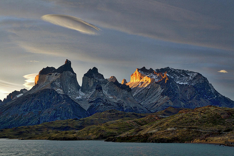 Cuernos Sunset Begins #4 - Patagonia Photograph by Stuart Litoff