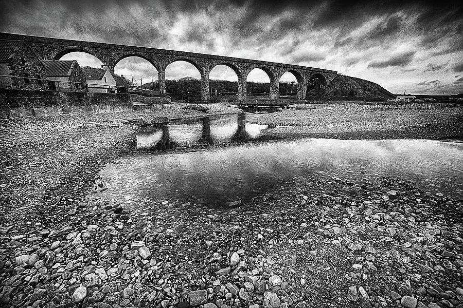 Black And White Photograph - Cullen Viaduct by Colin Shearer