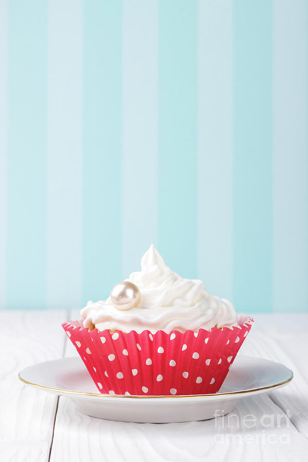 Holiday Photograph - Cupcake  by Lana Malamatidi