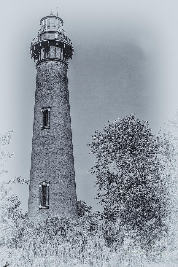Currituck Beach Lighthouse 2 Digital Art by Randy Steele